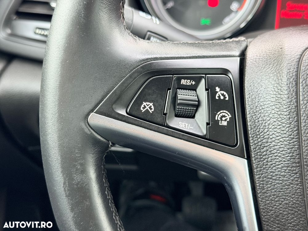 Opel Astra 1.6 CDTI DPF ecoFLEX Start/Stop Selection - 27