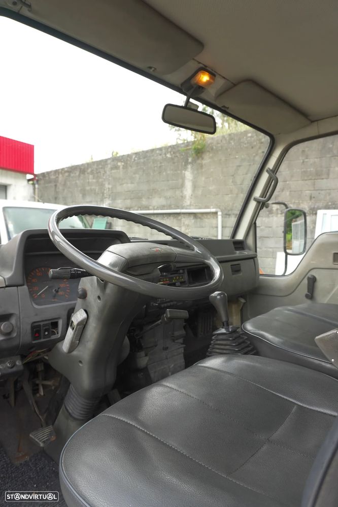 Mitsubishi Canter - 11