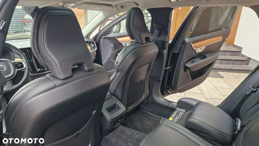 Volvo V90 - 17
