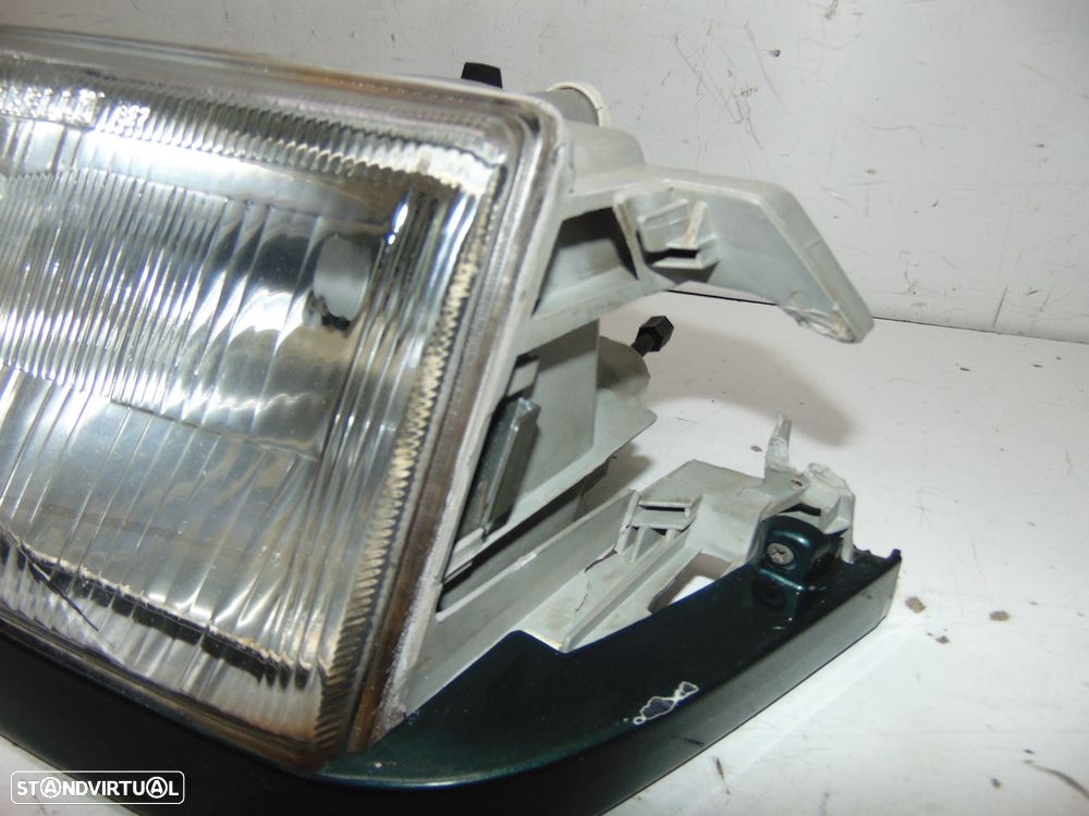 Alfa Romeo 33 faróis - 6