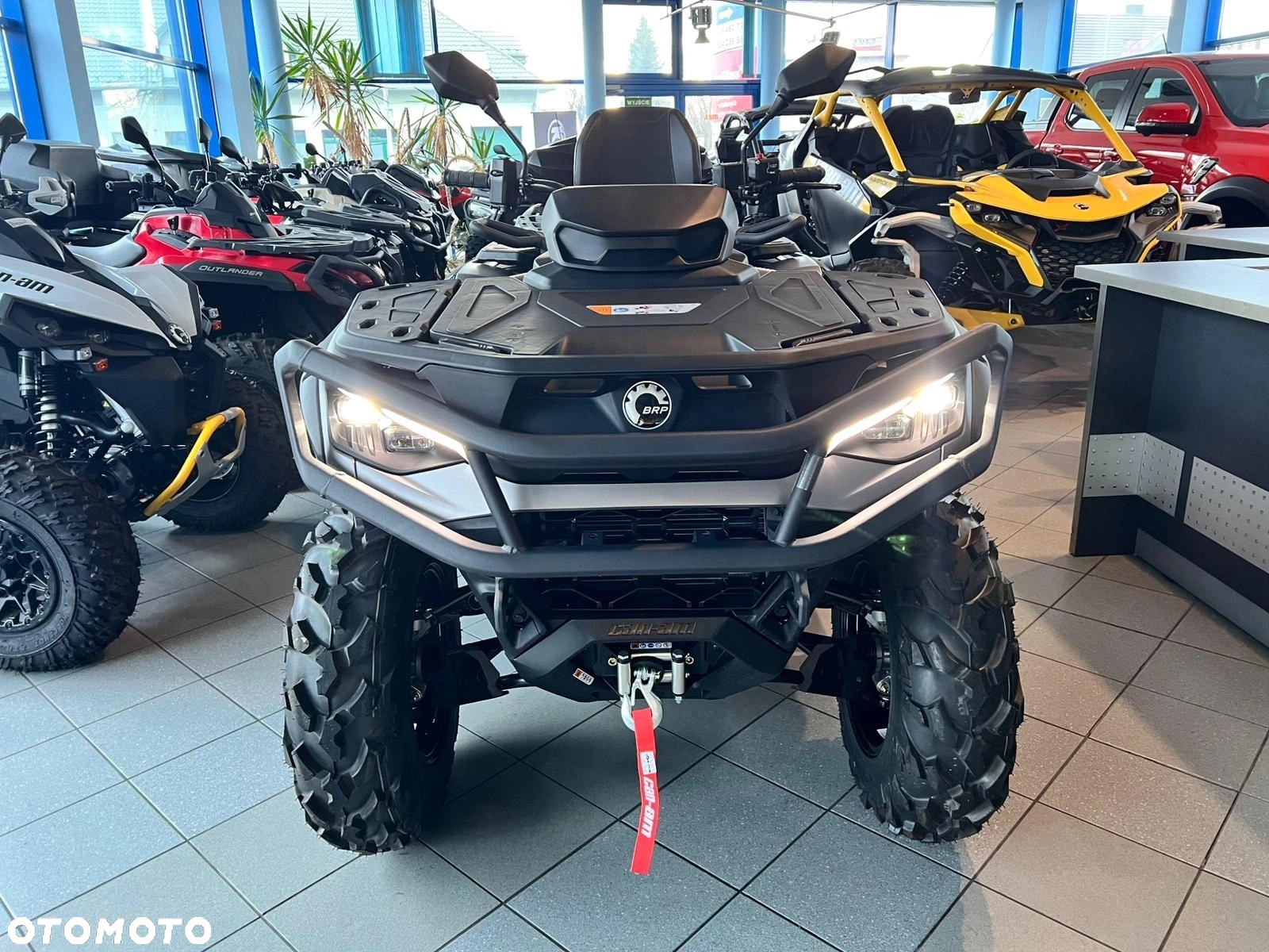Can-Am Outlander - 9