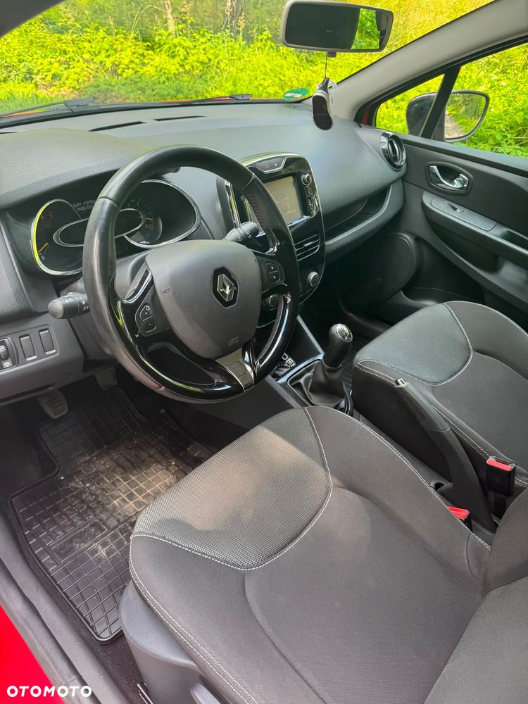 Renault Clio 1.2 16V 75 Start - 4