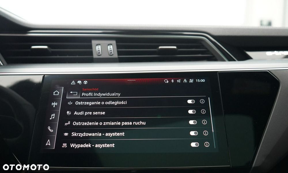 Audi Q8 Sportback e-tron - 39