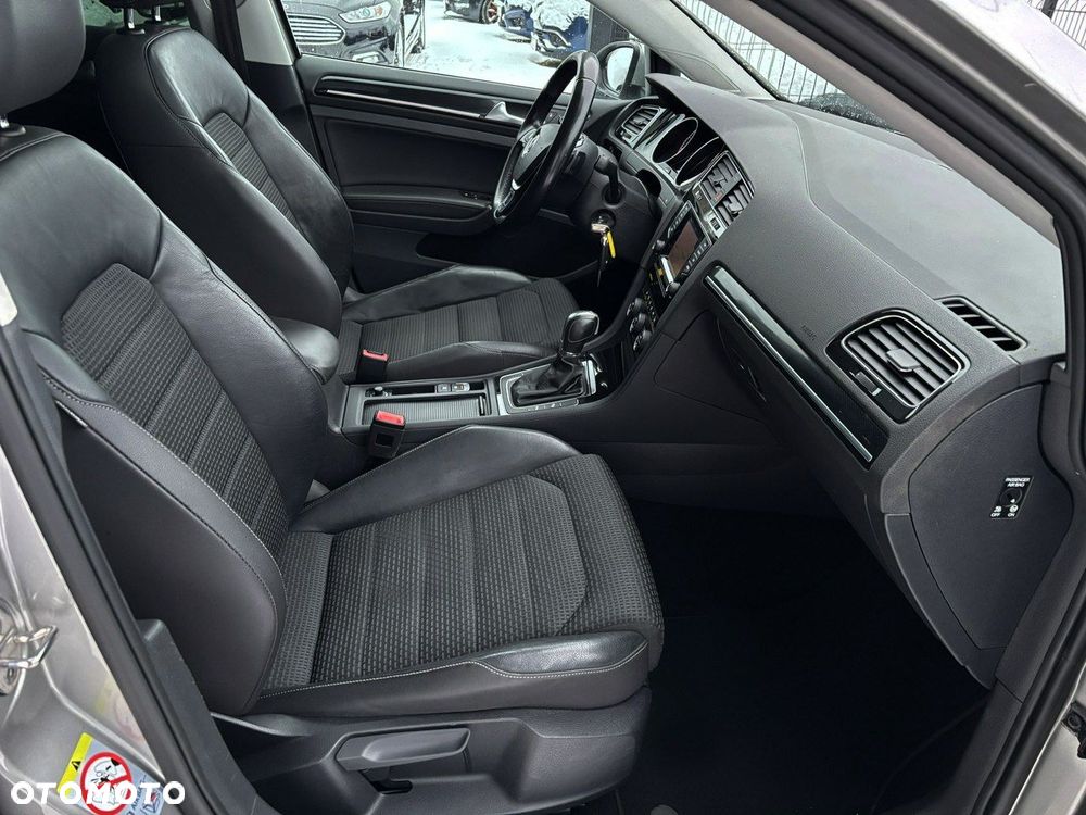 Volkswagen Golf 1.4 TSI BMT Highline DSG - 30