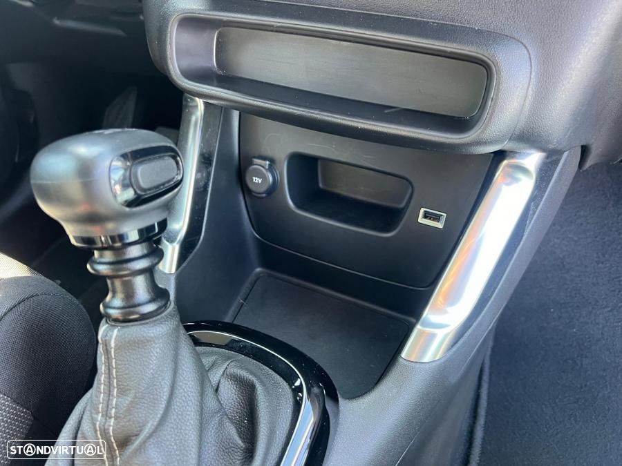 Citroën C3 1.2 PureTech C-Series - 10