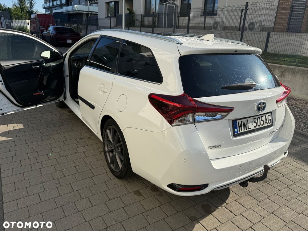 Toyota Auris - 22