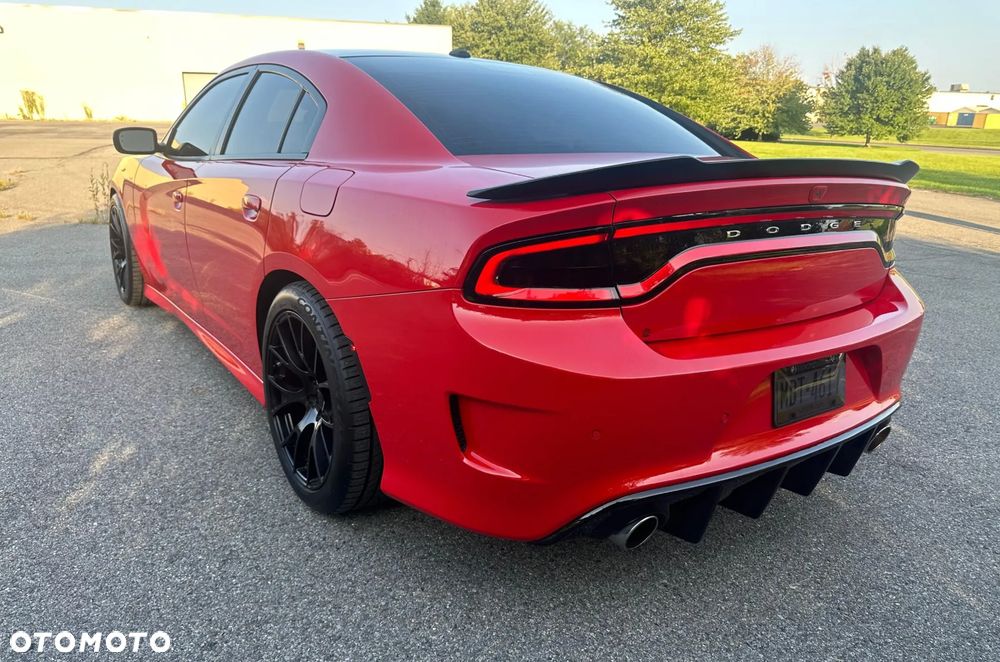 Dodge Charger 6.4 Scat Pack Widebody - 9