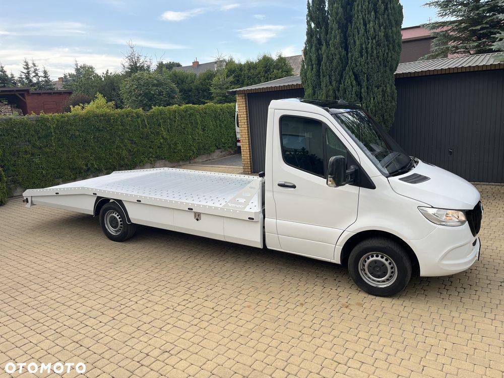Mercedes-Benz Sprinter - 30