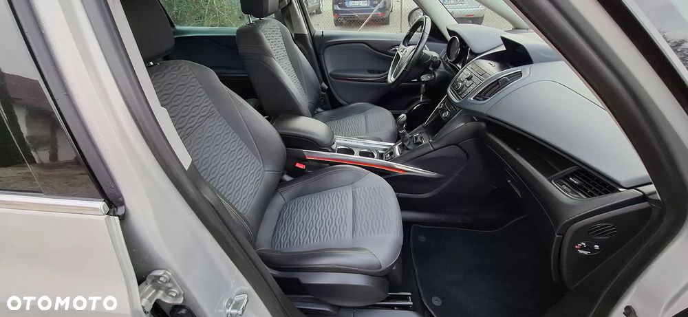 Opel Zafira 2.0 CDTI Cosmo - 9