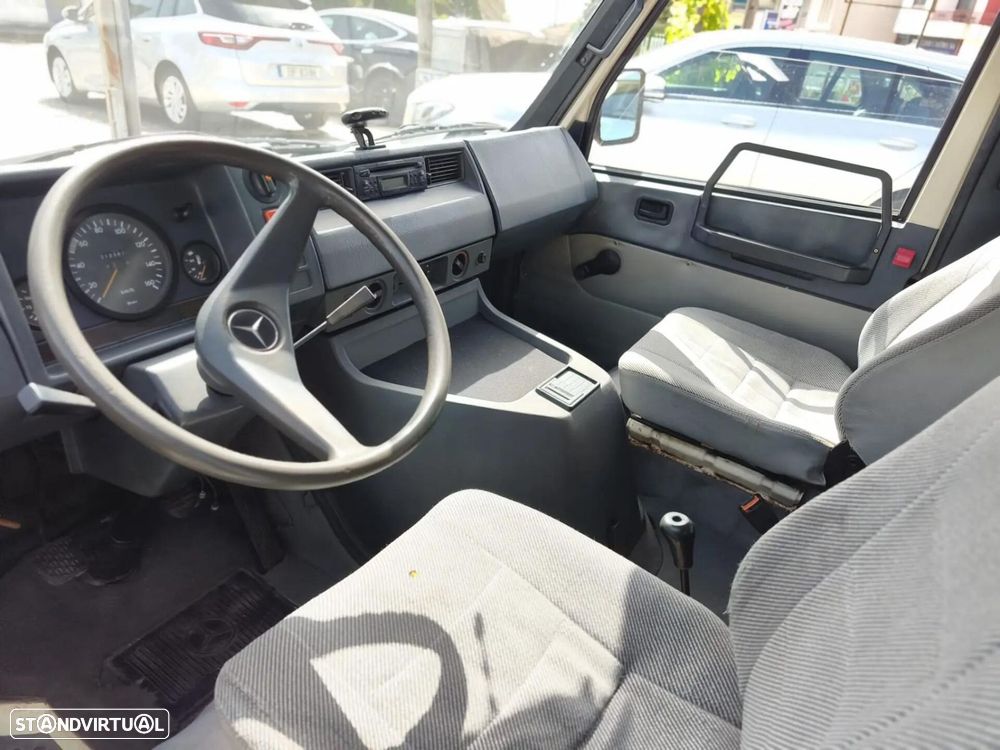 Mercedes-Benz MB180 - 15