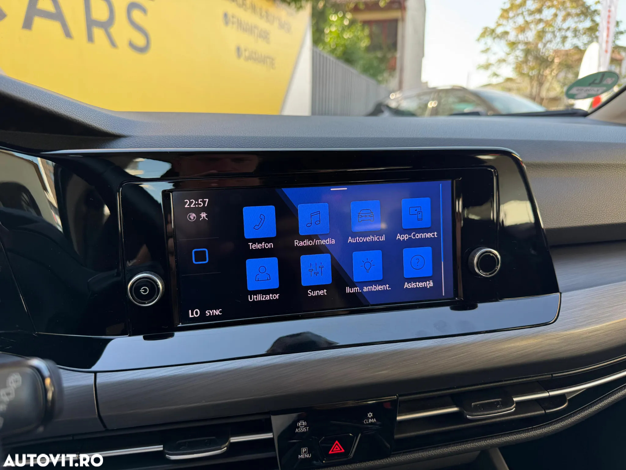 Volkswagen Golf - 11