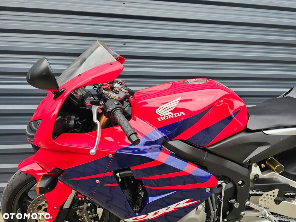Honda CBR - 17