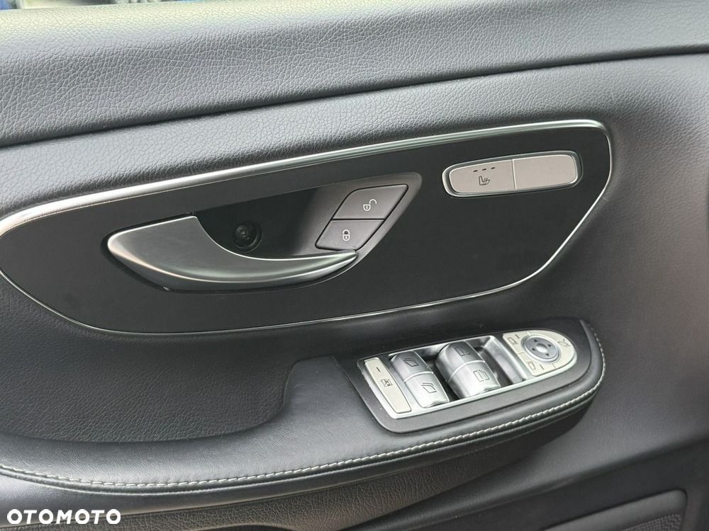 Mercedes-Benz Klasa V 250 d lang 9G-TRONIC - 16