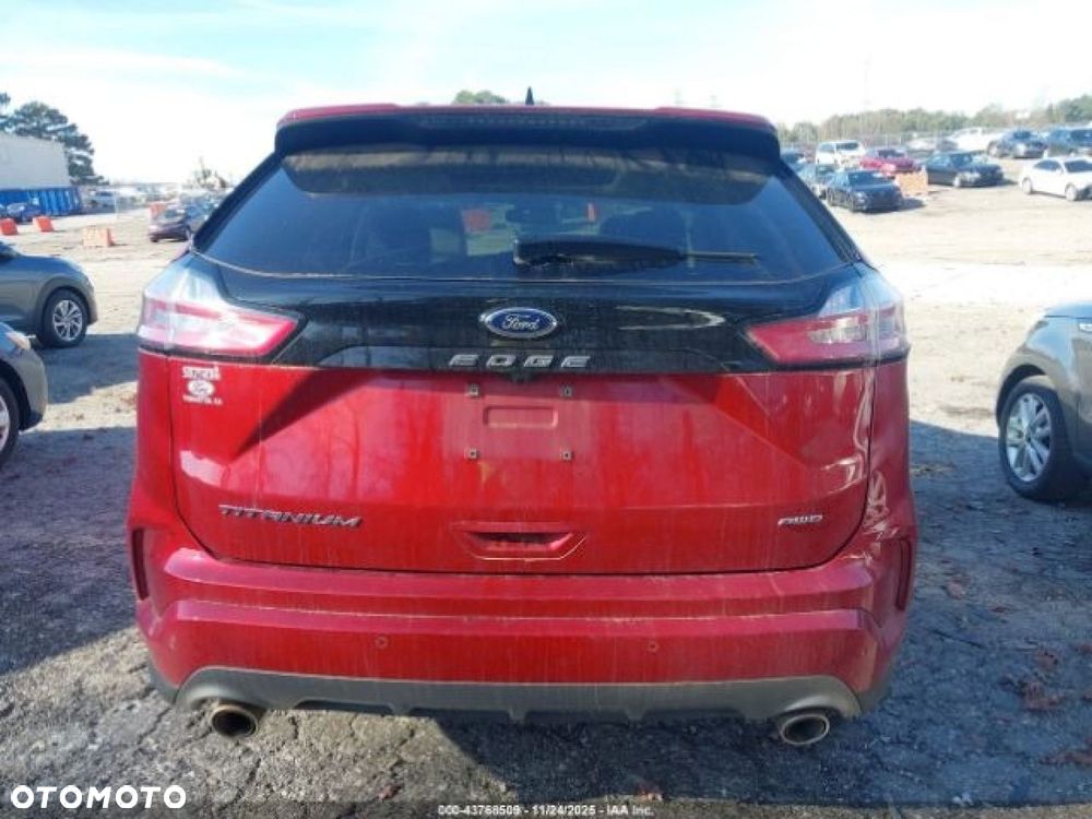 Ford Edge - 8