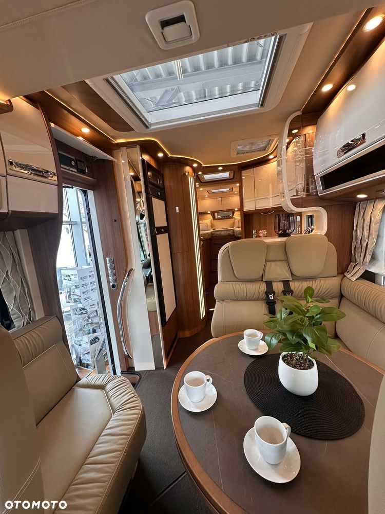 Carthago CHIC E-LINE 5.0 LE DA SILVERLINE - 5