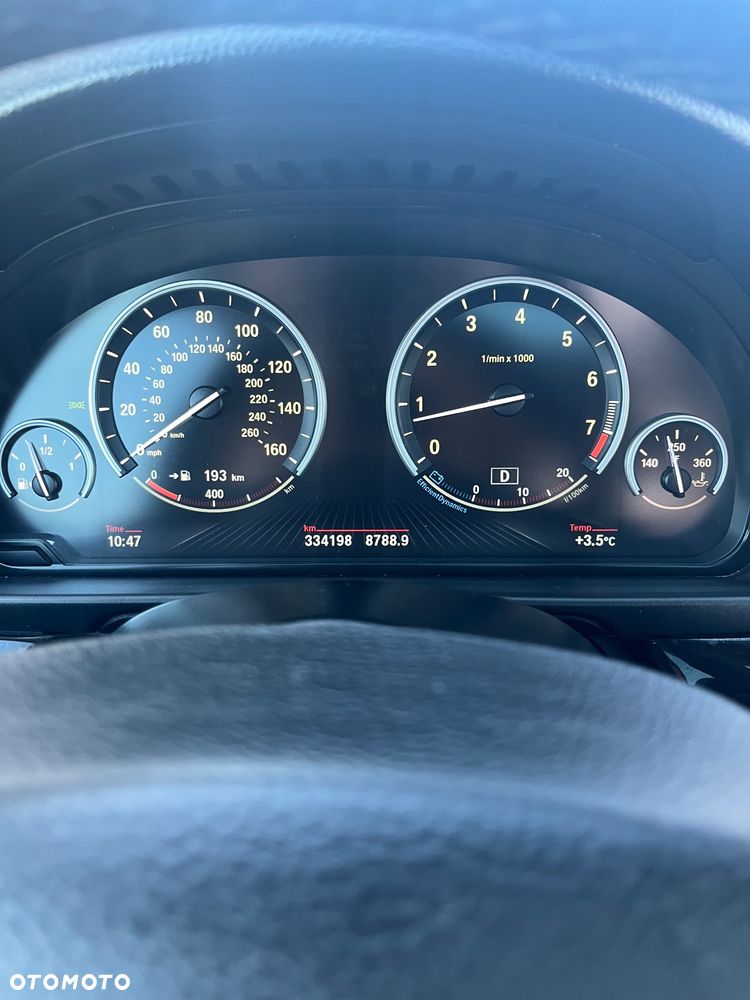 BMW Seria 5 528i xDrive - 20