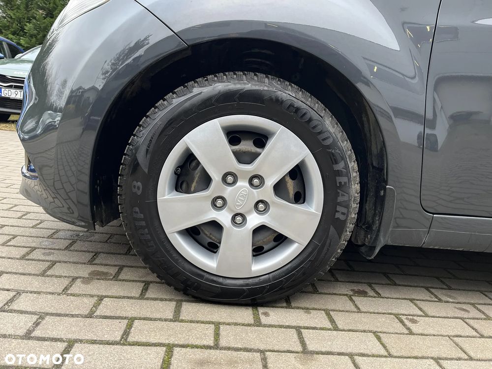 Kia Venga 1.6 Business Line - 18