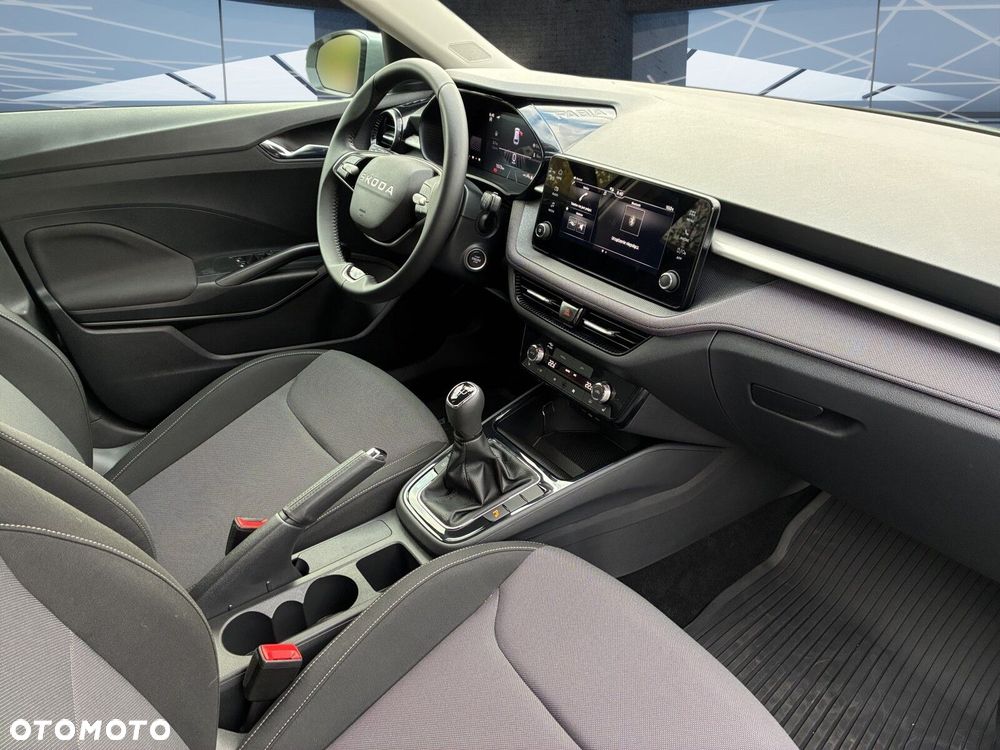 Skoda Fabia - 25