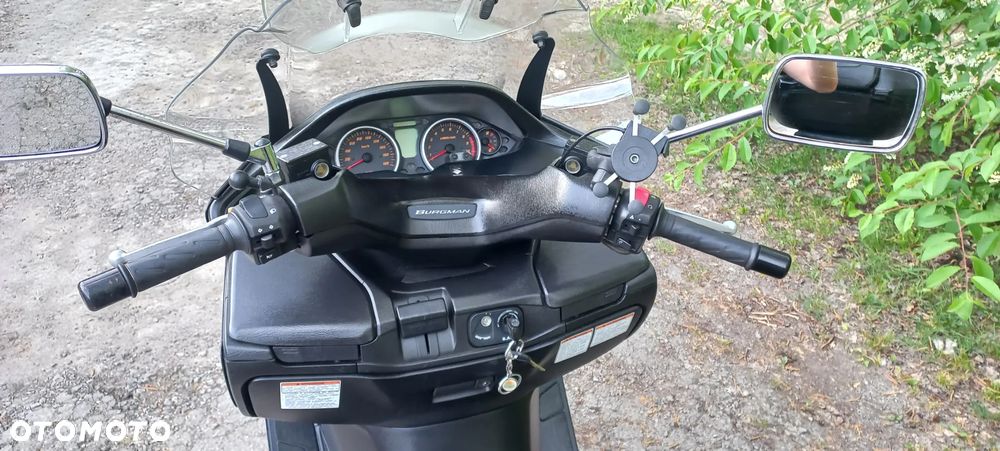 Suzuki Burgman - 5