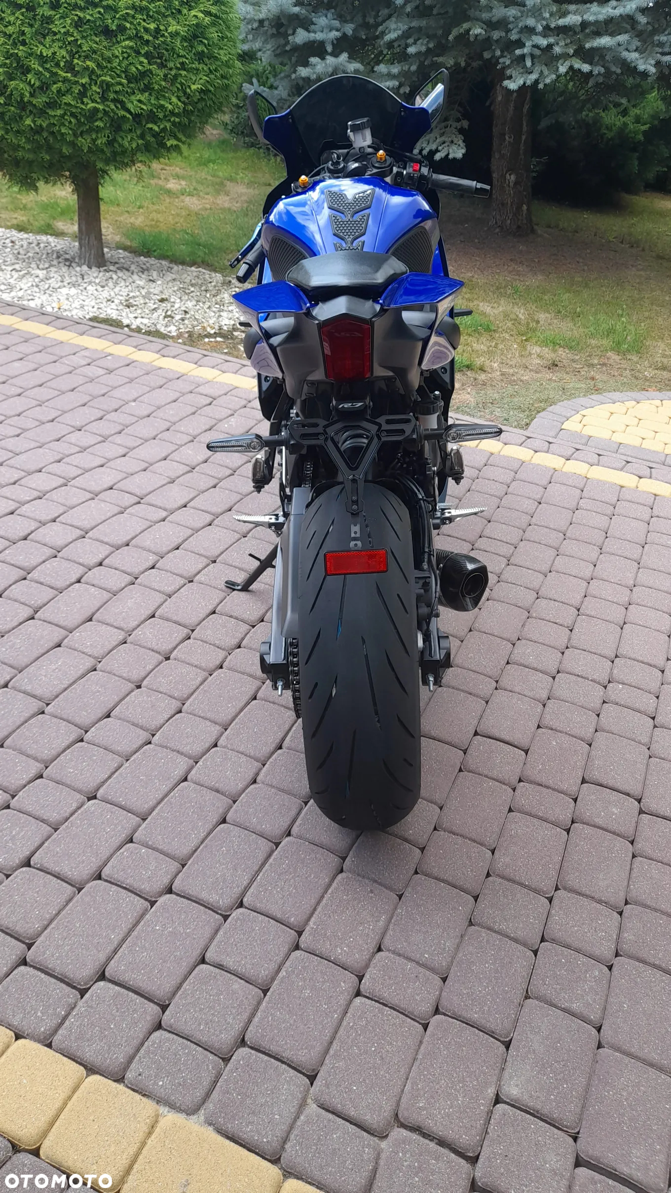 Yamaha R7 - 7