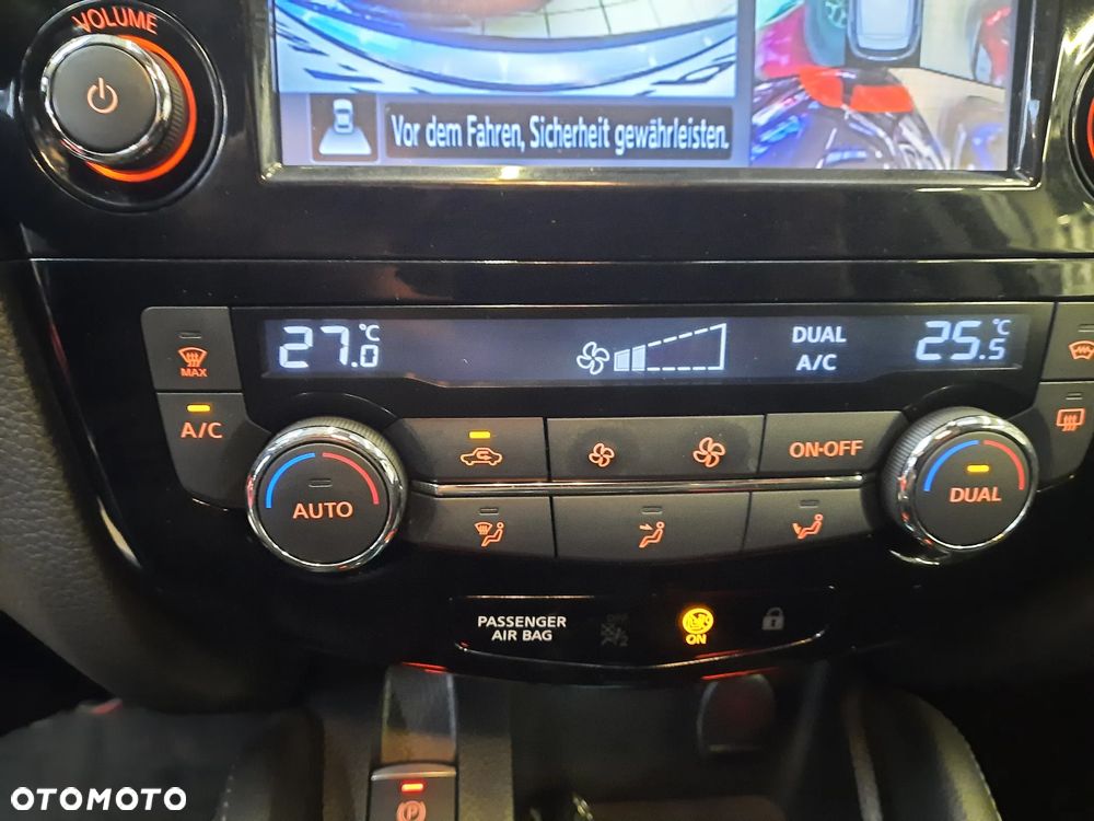 Nissan Qashqai 1.3 DIG-T Tekna - 19