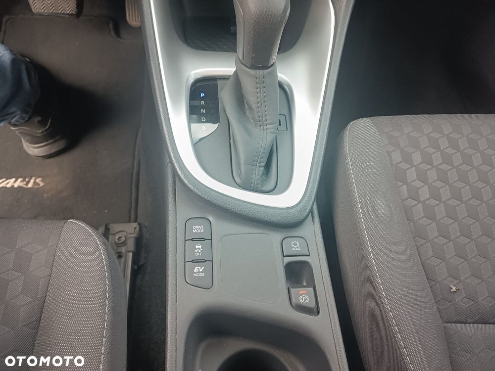 Toyota Yaris Hybrid 1.5 Comfort - 11