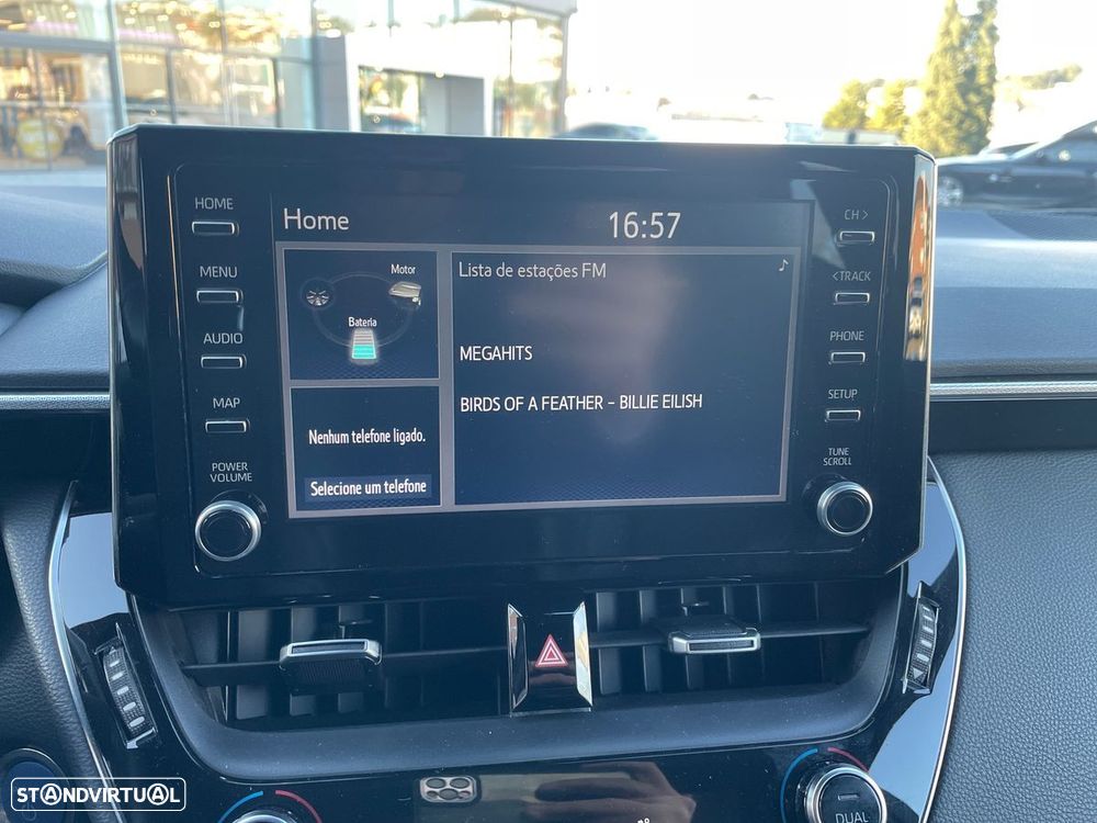 Toyota Corolla Touring Sports 1.8 Hybrid Comfort+P.Sport - 14