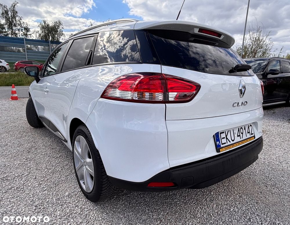 Renault Clio - 6