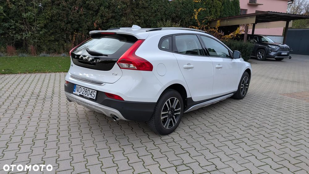 Volvo V40 2018 photo 3