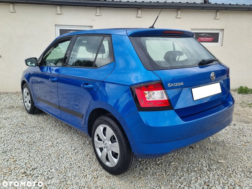 Skoda Fabia - 4