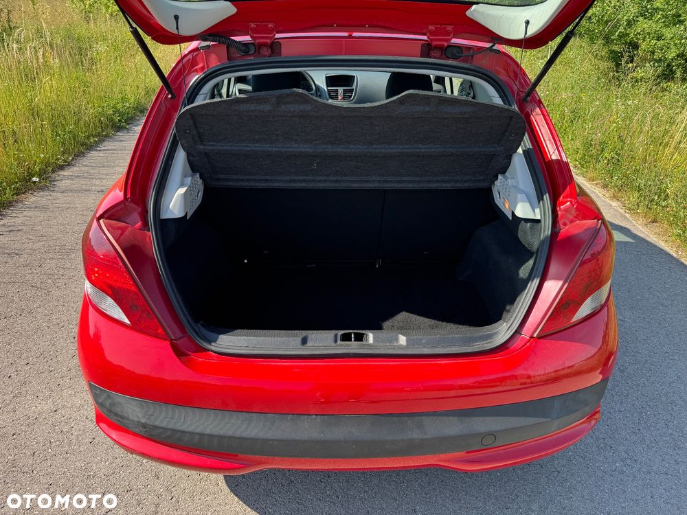 Peugeot 207 1.4 Trendy - 11