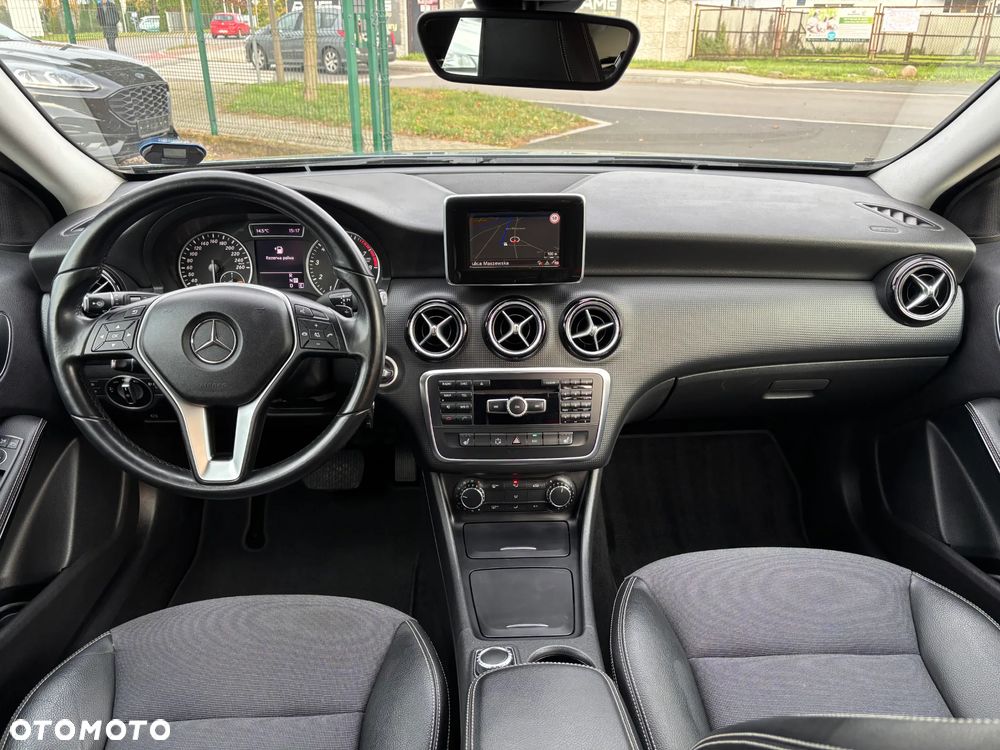 Mercedes-Benz Klasa A 180 (BlueEFFICIENCY) 7G-DCT Urban - 17