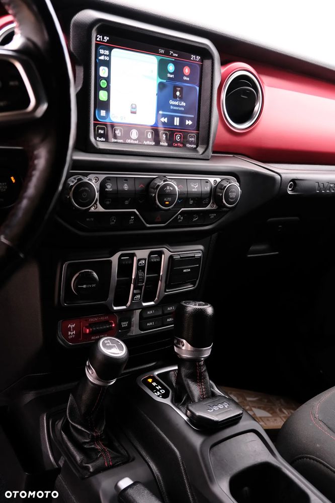 Jeep Wrangler - 13