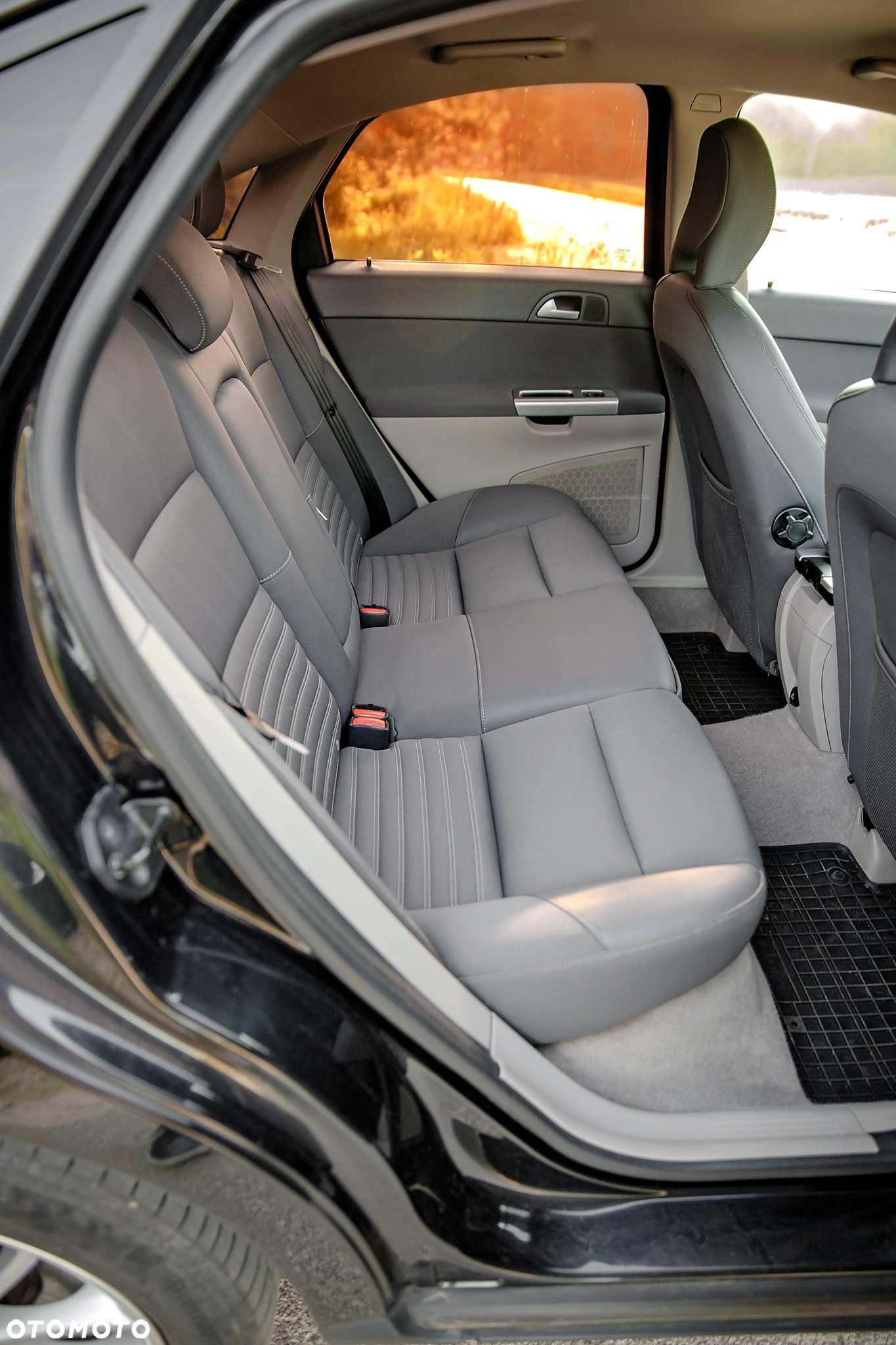 Volvo S40 2.0 - 19