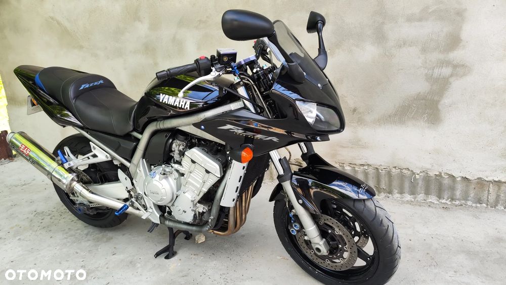 Yamaha FZS - 3