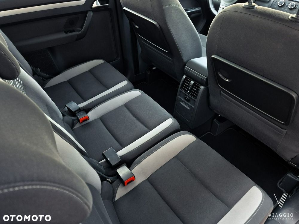 Volkswagen Touran 2.0 TDI Highline - 18