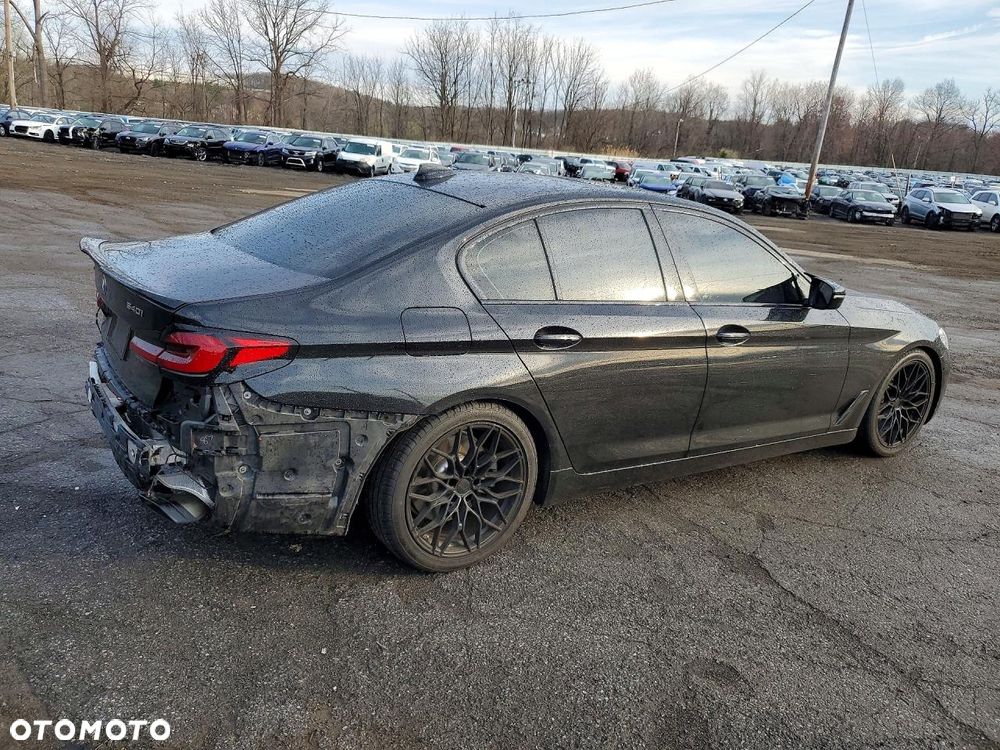 BMW Seria 5 540i xDrive Sport - 3
