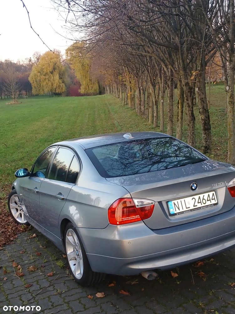 BMW Seria 3 320d - 3