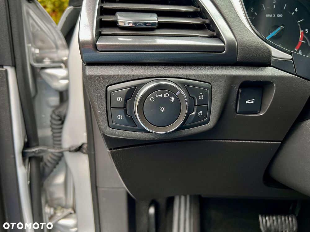 Ford Mondeo 2.0 EcoBlue Trend - 23