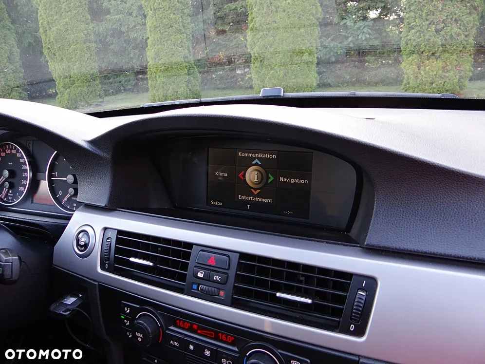 BMW Seria 3 320d - 30