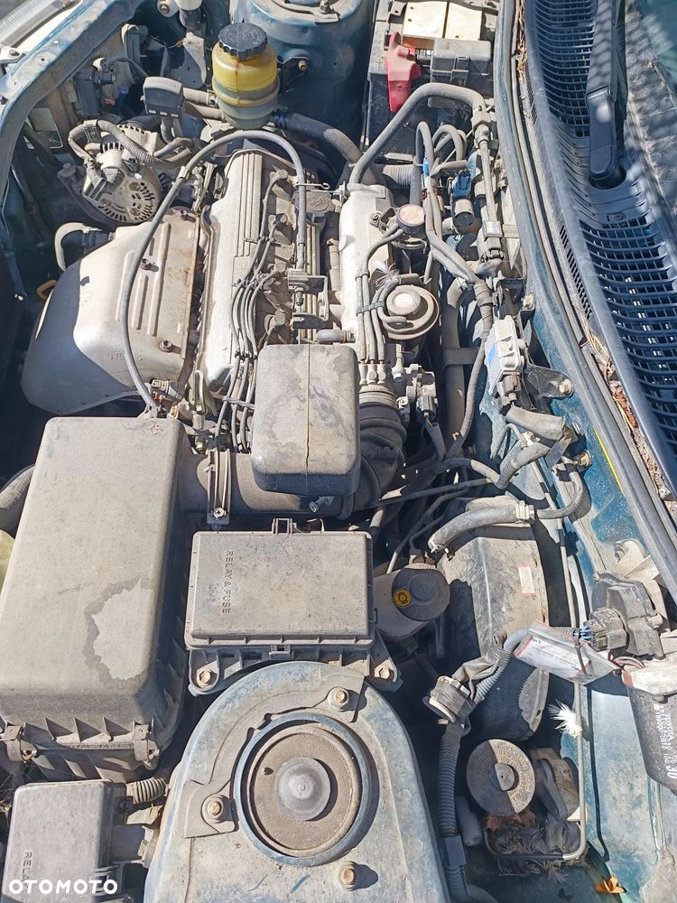 Toyota RAV4 2.0 - 9