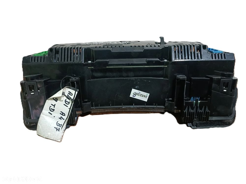 AUDI A4 B7 04-08 1,9 TDI liczniki zegary 0263626408 * - 9