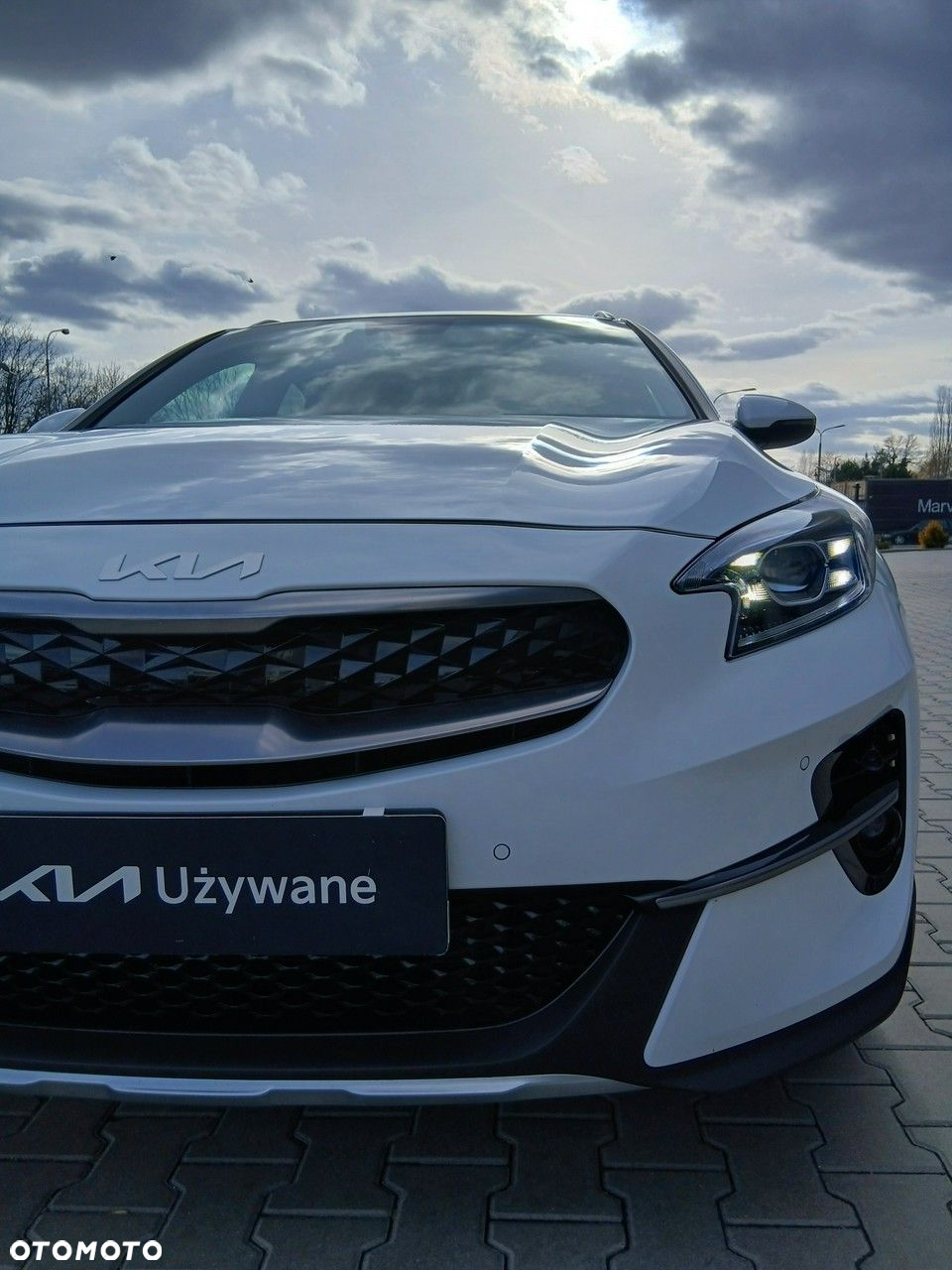 Kia XCeed - 10