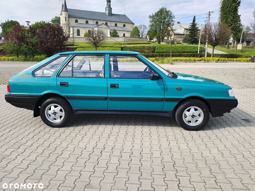 Polonez Caro - 10