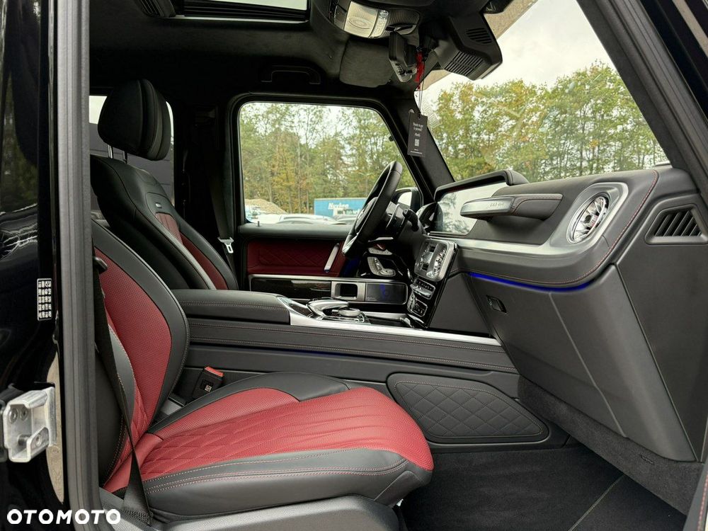 Mercedes-Benz Klasa G AMG 63 4x4 - 24