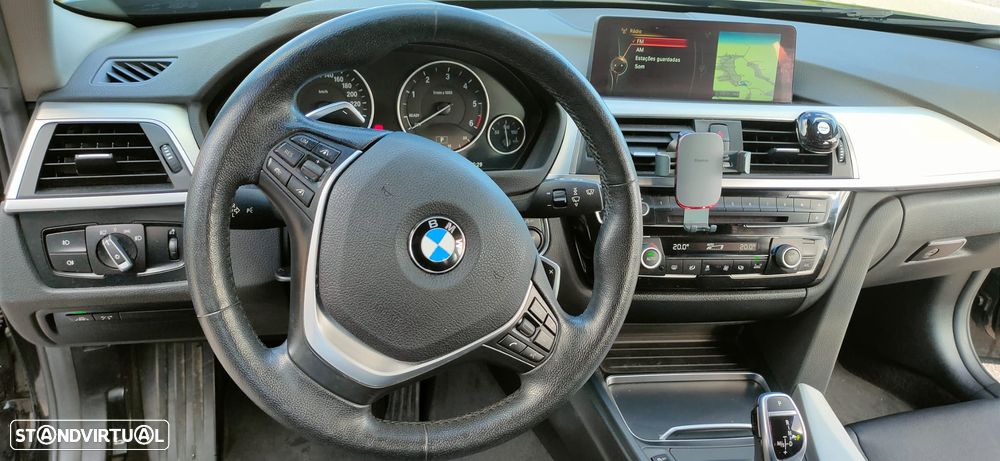 BMW 320 d Line Luxury Auto - 9