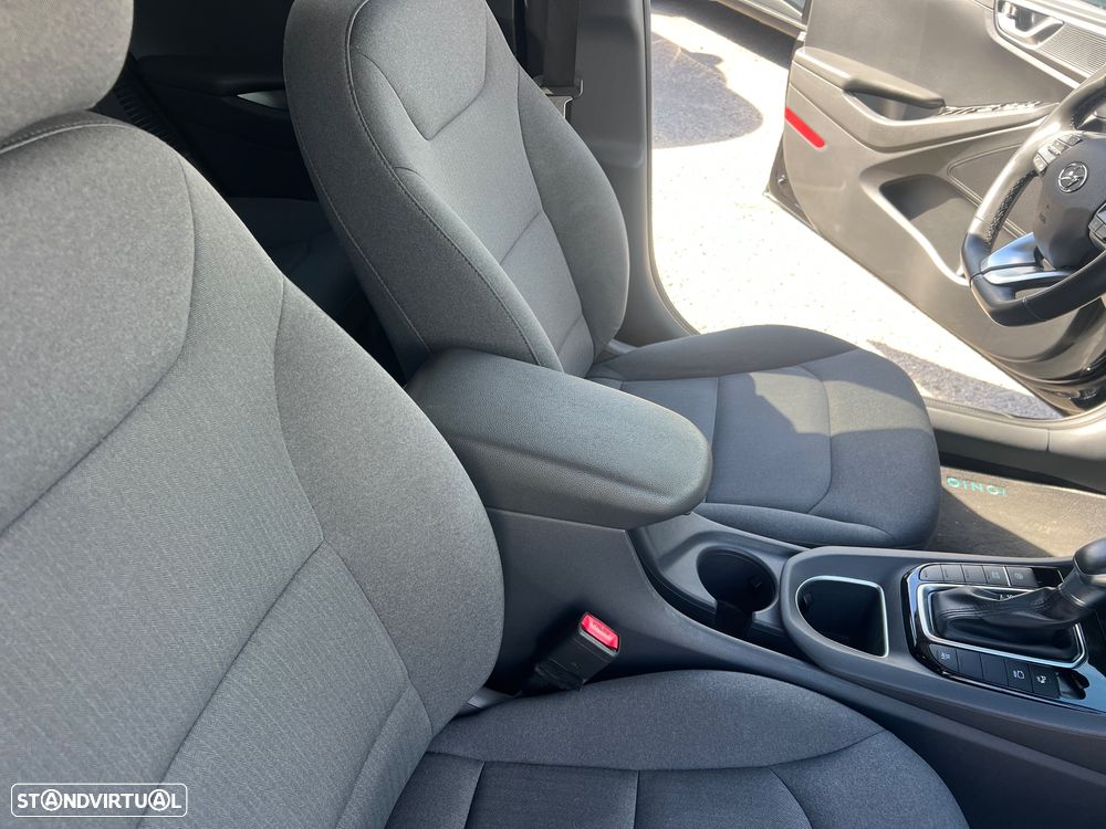 Hyundai Ioniq 1.6 GDI HEV Hybrid Tech - 23