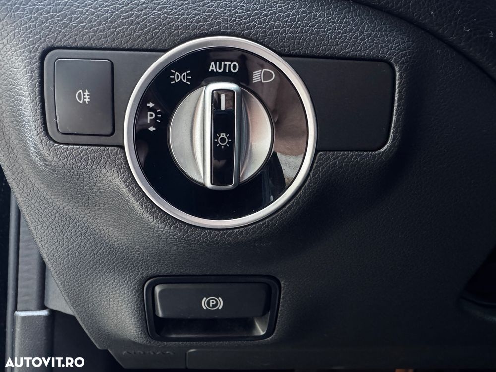 Mercedes-Benz GLA 200 d 7G-DCT Style - 21