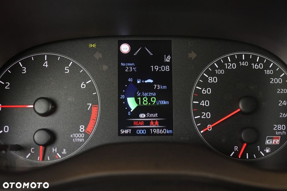 Toyota Yaris - 20