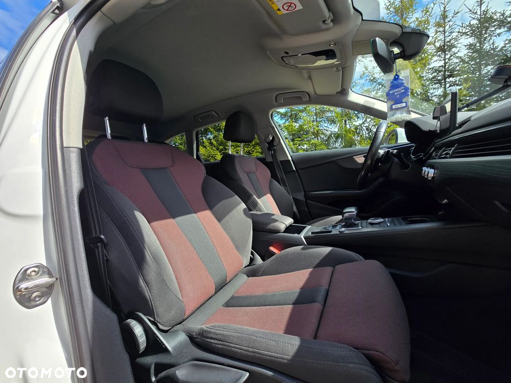 Audi A4 Avant 2.0 TDI S tronic - 14